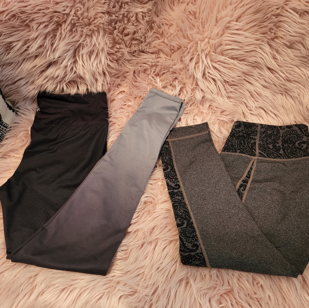 (B) Athleta Leggings Bundle of 2 size Small